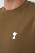 Ami Paris 'White Heart' Embroidered T-Shirt – Bild 5