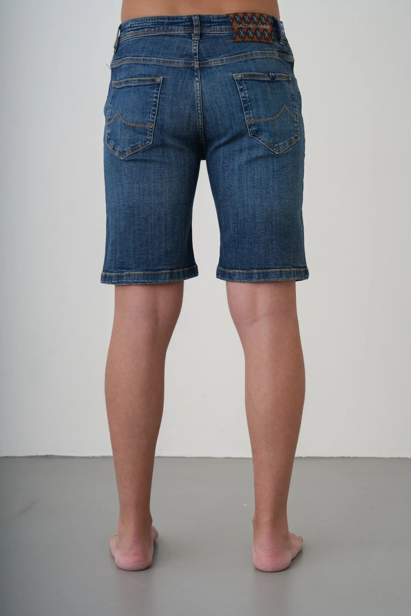 26 mayıs2210 Jacob Cohen Short Jean – Bild 1
