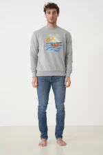 Louis Vuitton x 'Pharrell and Nigo' Embroidered Sweater – Bild 8