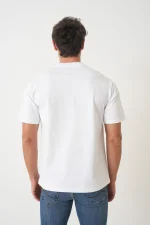 Ami Paris 'Red Heart' Embroidered T-Shirt – Bild 8