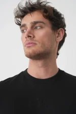 Louis Vuitton 'Embossed Signature' Logo T-Shirt – Bild 5